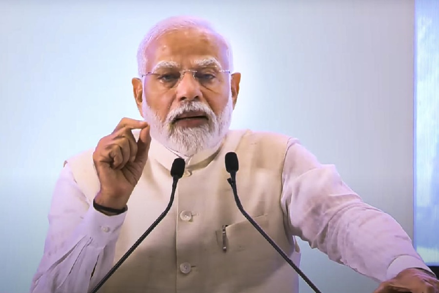 PM Modi speaks at India Mobile Congress 2025 about India’s telecom growth and affordable data revolution. (PC: Telegraph India)