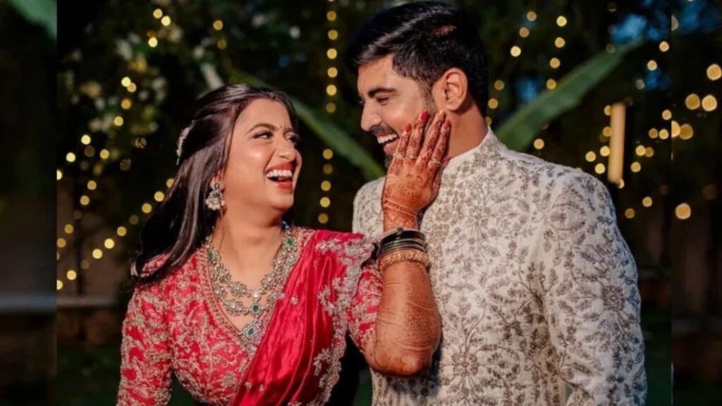 Dr. Kruthika M. Reddy and her husband Dr. Mahendra Reddy, seen here during their wedding celebrations. The Bengaluru-based surgeon has been arrested for allegedly murdering his wife using an anaesthetic overdose. (Image Source: The Indian Express)