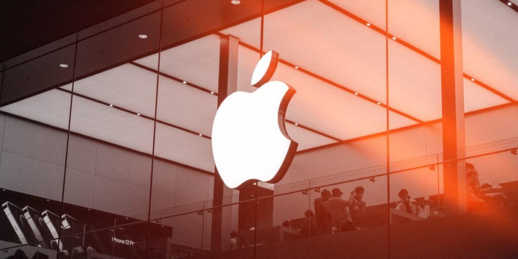 Apple prepares to unveil its new M5-powered lineup including the iPad Pro, MacBook Pro, and Vision Pro promising faster performance, better energy efficiency, and a new standard in AI-driven hardware. (PC: Trading View)
