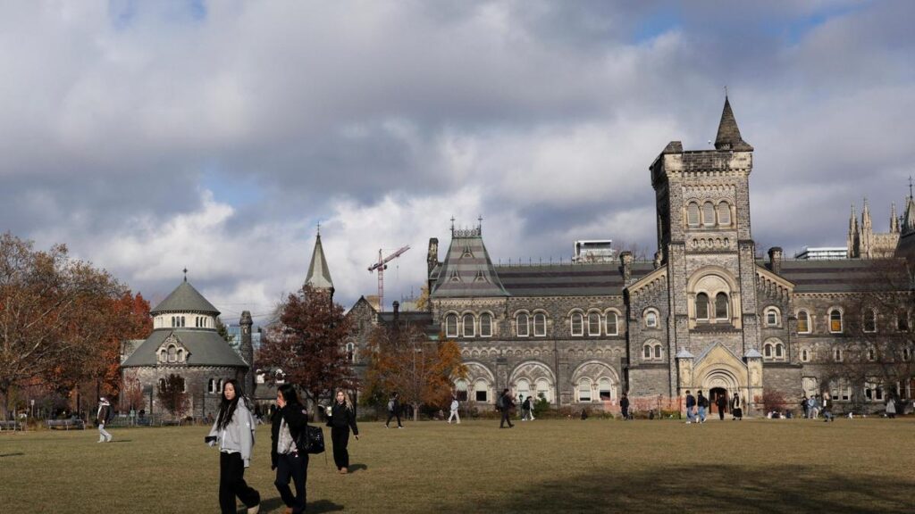 Students walk at the St. George campus of the University of Toronto. Image for representation only (PC: Reuters)